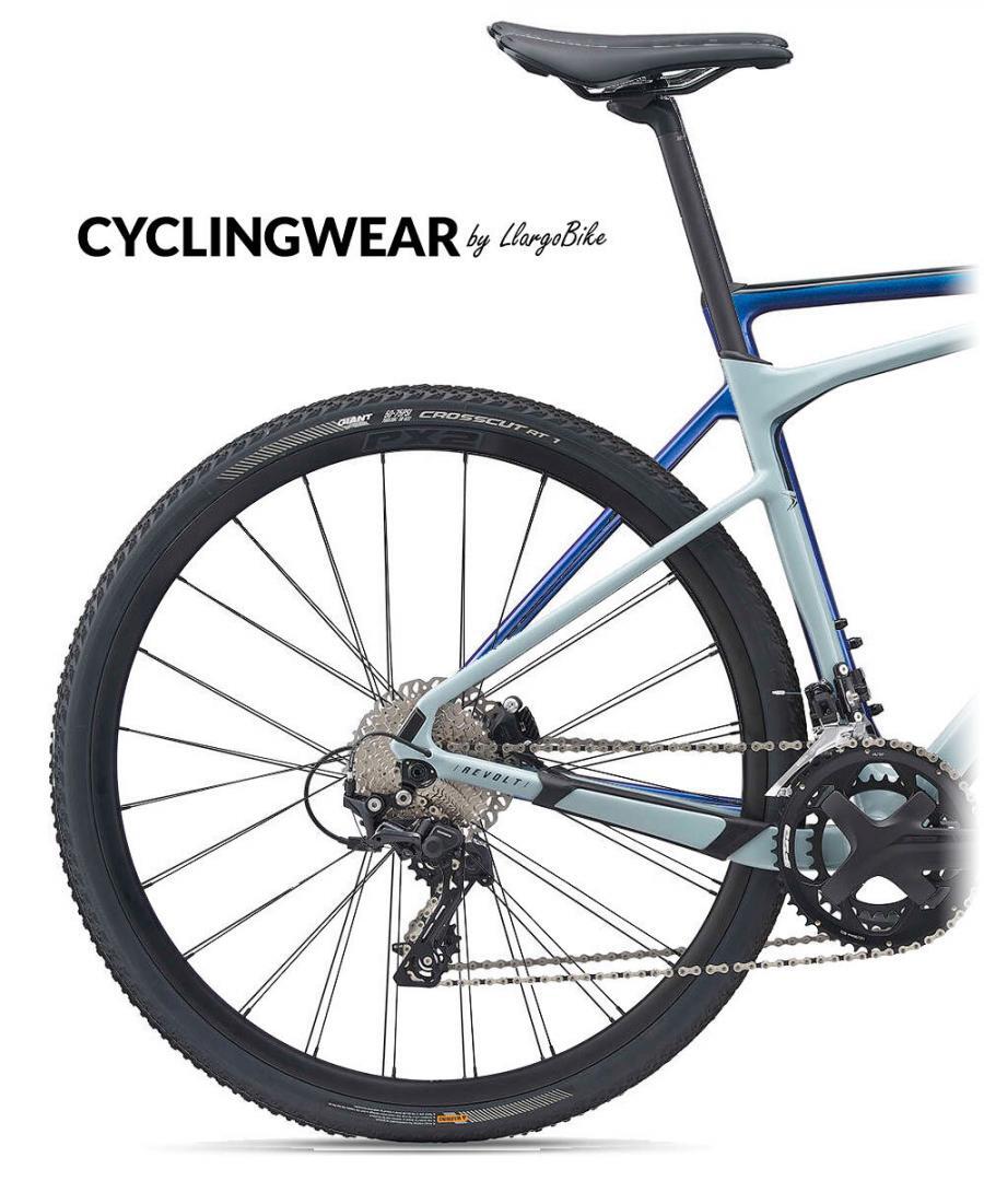 giant-tcx-advanced-vs-revolt-advanced-2021-rear-v01b-cyclingwear-by-llargobike